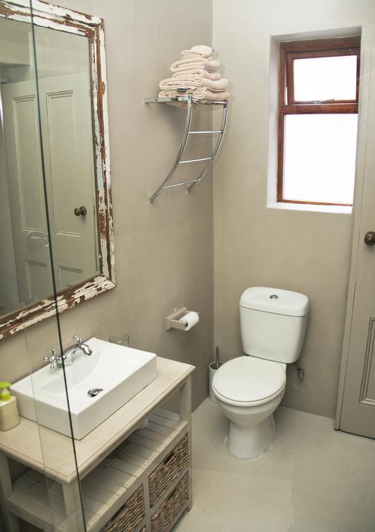 Molo-Lolo House Bed & Breakfast Cape Town Room photo
